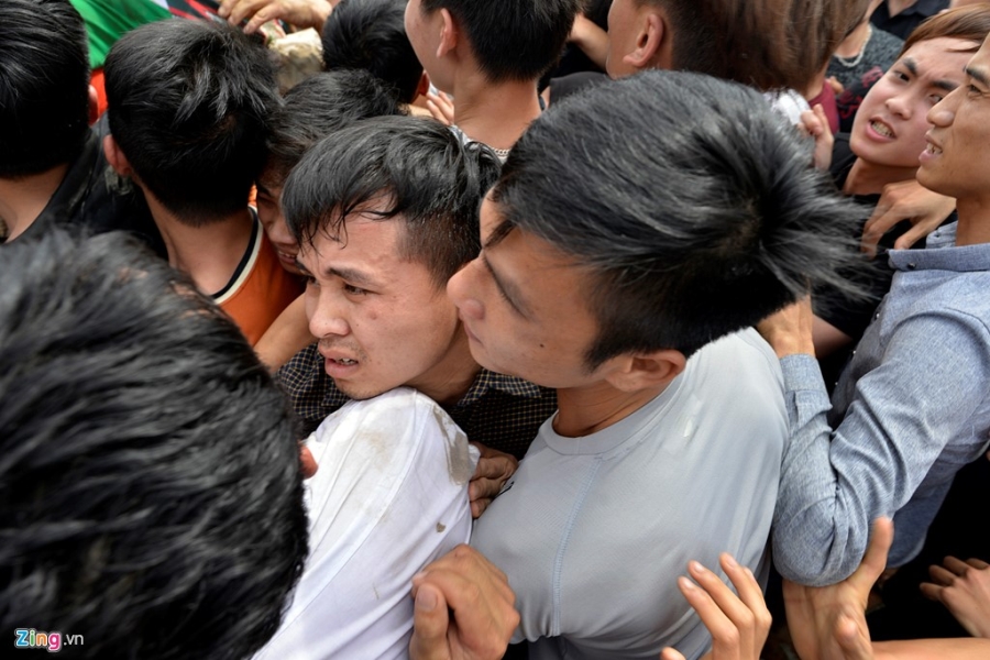 Hang tram thanh nien giam dap, cuop chieu mong sinh con trai hinh anh 11