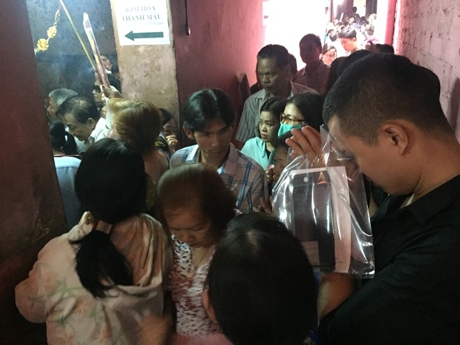 Chua Obama tung den tham dong nghet nguoi vao lam le hinh anh 4