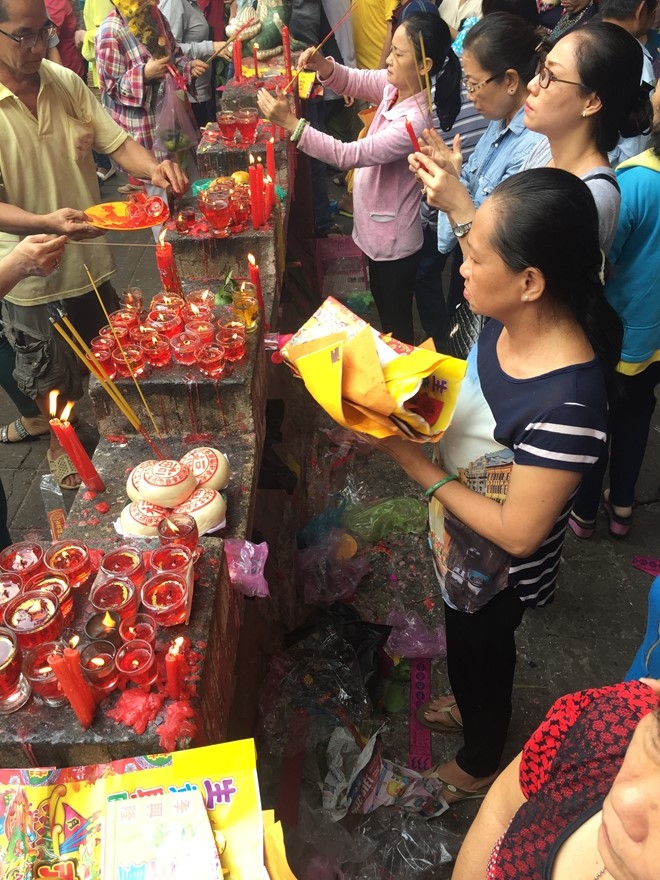 Chua Obama tung den tham dong nghet nguoi vao lam le hinh anh 7