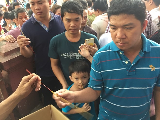 Chua Obama tung den tham dong nghet nguoi vao lam le hinh anh 8