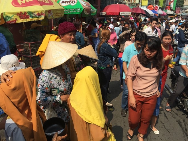 Chua Obama tung den tham dong nghet nguoi vao lam le hinh anh 10