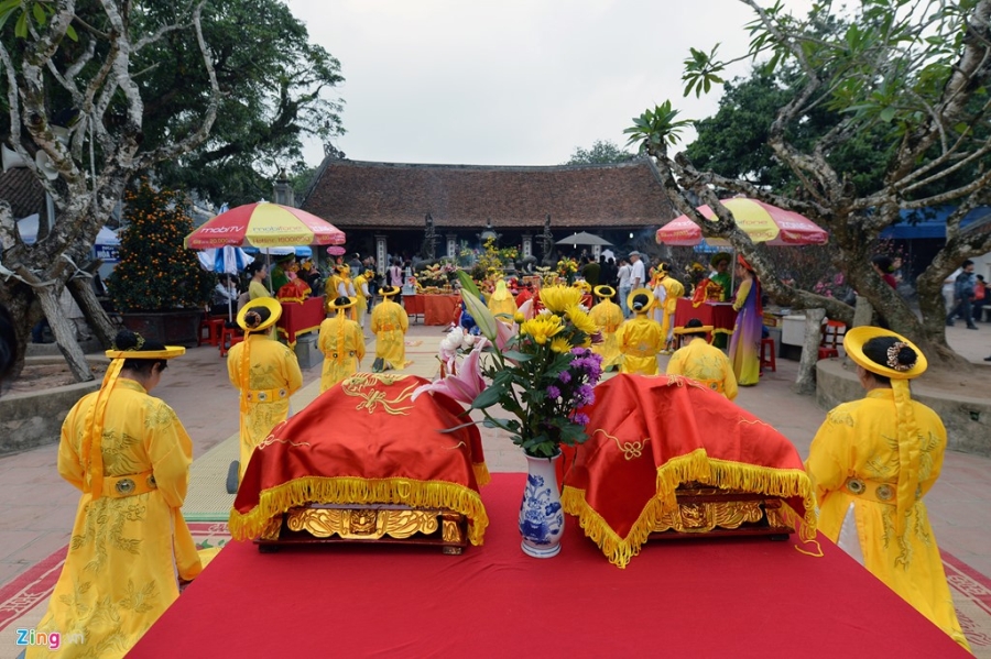 Den Tran mot tuan truoc le khai an hinh anh 3