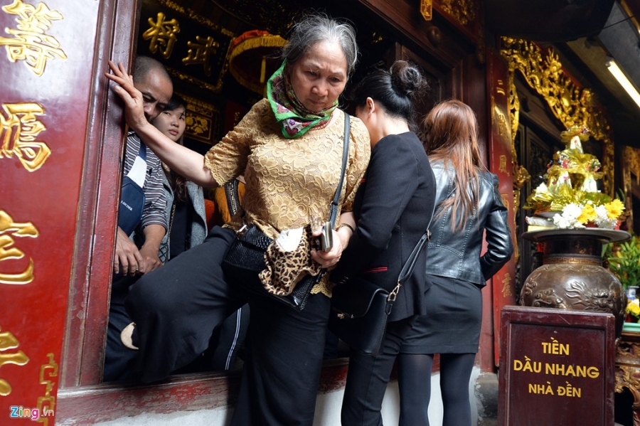 Den Tran mot tuan truoc le khai an hinh anh 7