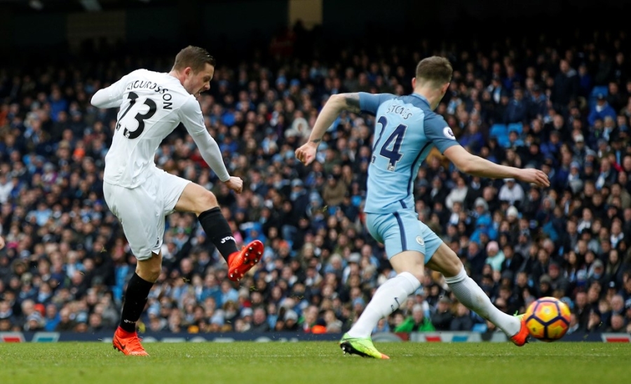 Jesus lap cu dup, Man City day Arsenal xuong thu tu hinh anh 8