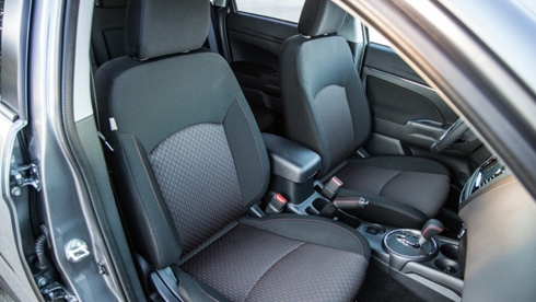 mitsubishi-outlander-sport-doi-thu-mazda-cx-5-them-ban-dac-biet-page-2-4