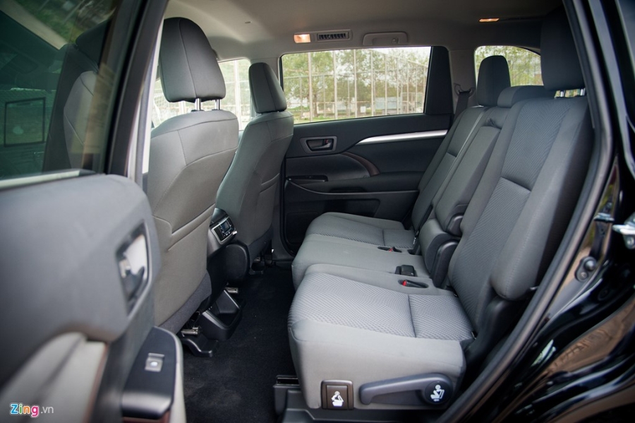Toyota Highlander 2017 LE gia hon 2 ty tai Ha Noi hinh anh 13