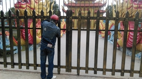 tu tinh xa den cung khong duoc vao nha tho to cua hoai linh hinh anh 6