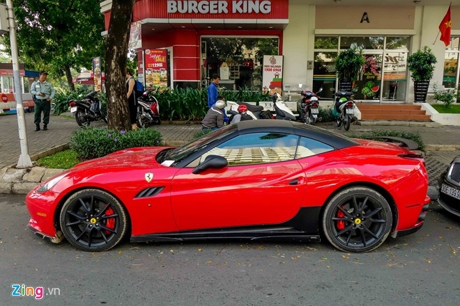 Sieu xe Ferrari California do tai xuat o Sai Gon hinh anh 4