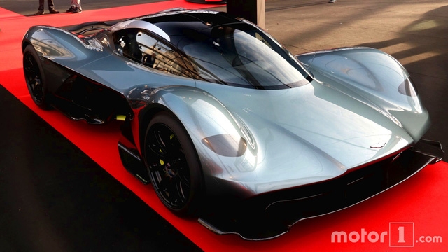 Cận cảnh siêu phẩm triệu đô Aston Martin AM-RB 001 bằng xương, bằng thịt - Ảnh 2.