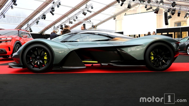 Cận cảnh siêu phẩm triệu đô Aston Martin AM-RB 001 bằng xương, bằng thịt - Ảnh 5.