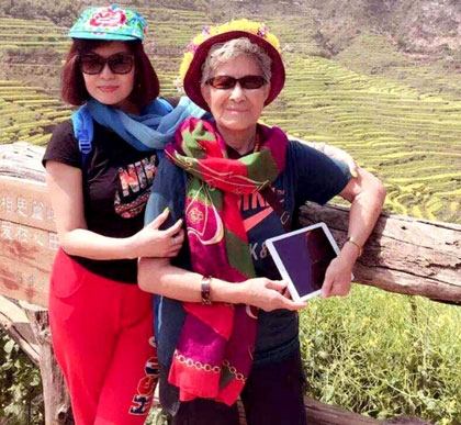 cu-ba-84-tuoi-moi-lan-buon-chuyen-co-hon-240000-nguoi-theo-doi-5