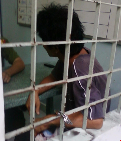 dam trọng thuong nu nhan vien bén xe vi bi dòi thu phi ve sinh hinh anh 1