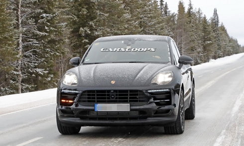 porsche-macan-ban-nang-cap-lo-anh-chay-thu