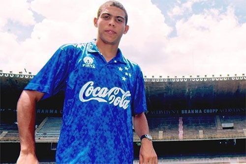 ronaldo-beo-tung-bi-che-dat-voi-gia-15000-dola