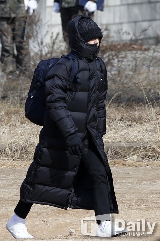 T.O.P (Big Bang) trum kin mit khi nhap ngu cung Junsu (JYJ) hinh anh 3