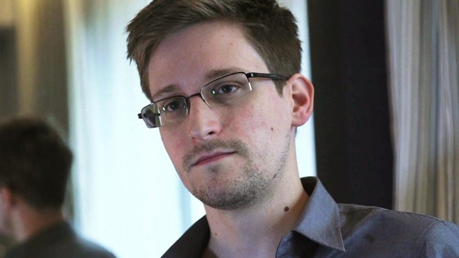 Nga can nhac tra Snowden de 'lam qua' cho Trump hinh anh 2
