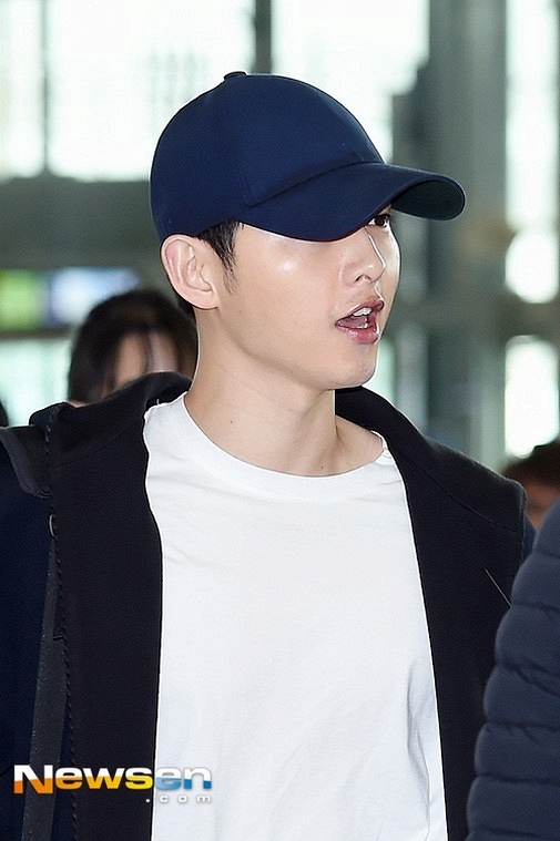 sao hàn, Song Joong Ki, Song Joong Ki tăng cân, hậu duệ mặt trời, diễn viên hậu duệ mặt trời