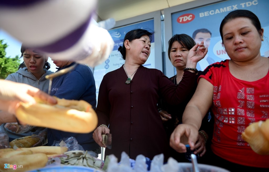Tuyen duong an uong mien phi ngay ram o Binh Duong hinh anh 16