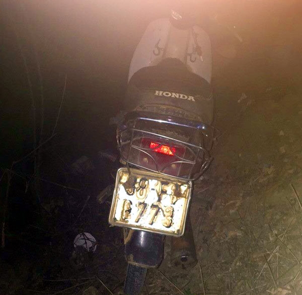 Ném đá xe khách lại tái diễn trên QL14 hình ảnh 2 nem da xe khach lai tai dien tren ql14 hinh anh 2