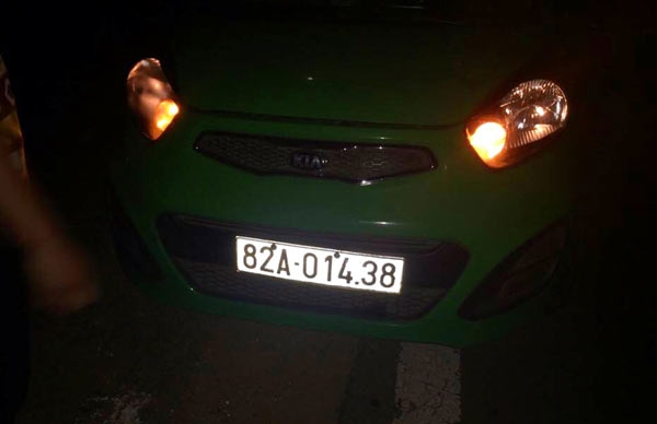 Ném đá xe khách lại tái diễn trên QL14 hình ảnh 3 nem da xe khach lai tai dien tren ql14 hinh anh 3