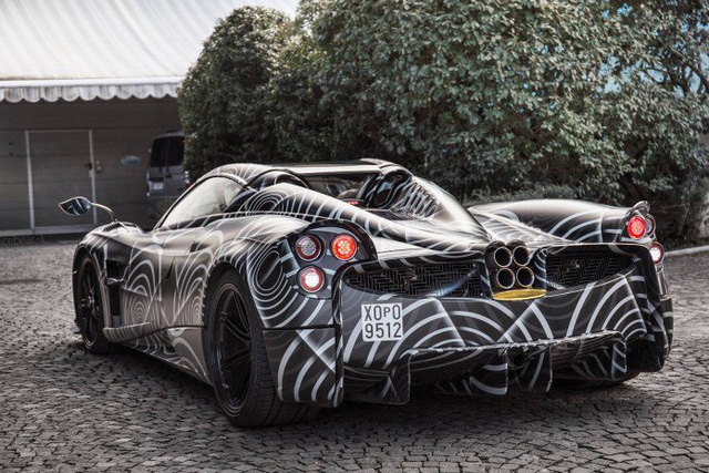 Những siêu xe hot sắp ra mắt tại triển lãm Geneva 2017 - Ảnh 1.