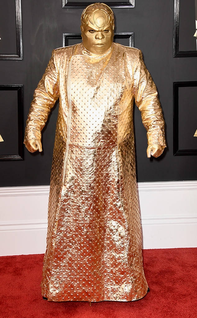 Thảm đỏ Grammy 2017: Người đẹp lộng lẫy, kẻ thả rông vòng 1 táo bạo - Ảnh 12.
