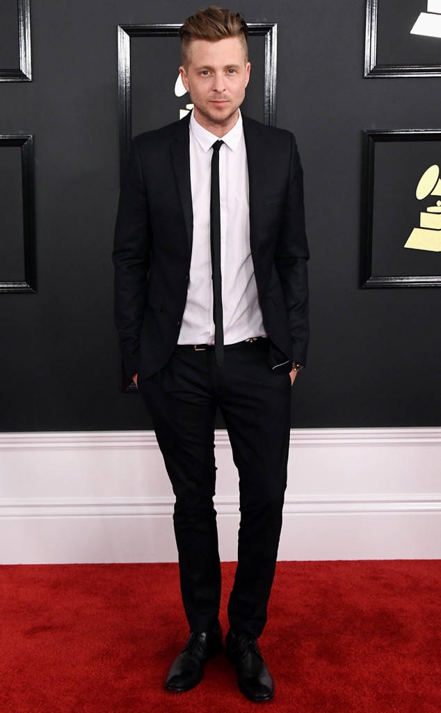 Thảm đỏ Grammy 2017: Người đẹp lộng lẫy, kẻ thả rông vòng 1 táo bạo - Ảnh 19.