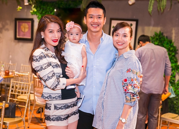 truong-ngoc-anh-va-dan-mau-mung-sinh-nhat-duc-vinh-2