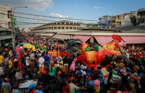 doanh-nghiep-meo-mat-vi-nguoi-lao-dong-co-nghi-tet-dai