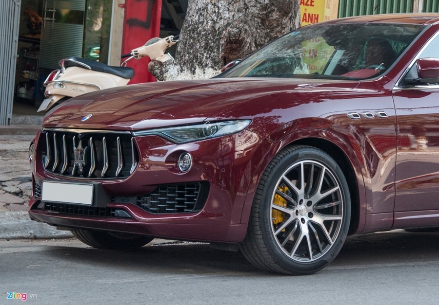 Maserati Levante mau la gia hon 5 ty lan banh tai Ha Noi hinh anh 6