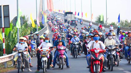 3500-ty-dong-xay-cau-rach-mieu-2-chong-ket-xe