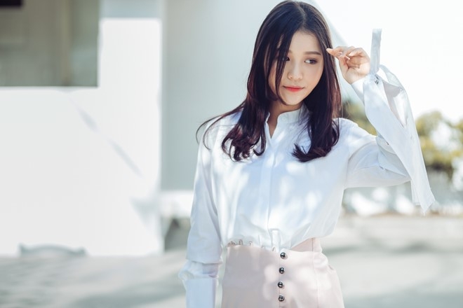 Hot girl Han o The Voice: 'Em khong lam ban sao Hari Won' hinh anh 3