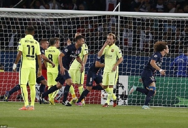 Thua sấp mặt PSG, nội bộ Barca có biến