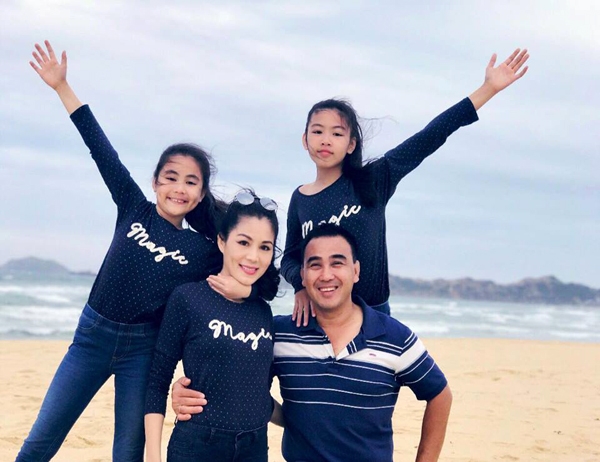 vo-chong-quyen-linh-day-hai-con-cach-tieu-tien-hop-ly-2