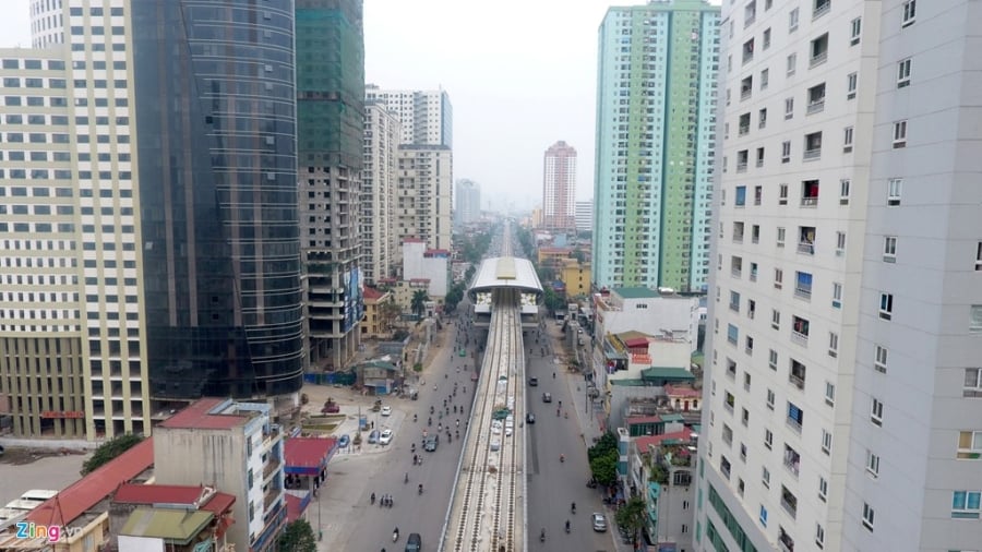 Bay doc tuyen duong sat tren cao dau tien sap chay thu hinh anh 18