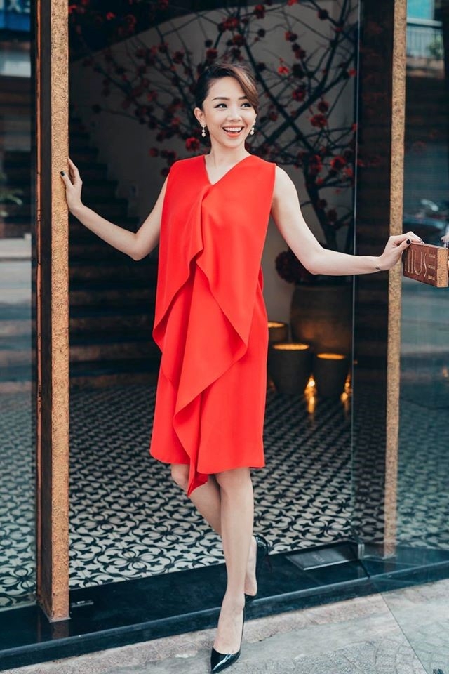 Toc Tien: 'Toi bi soi moi nhieu nhat dan HLV The Voice' hinh anh 3