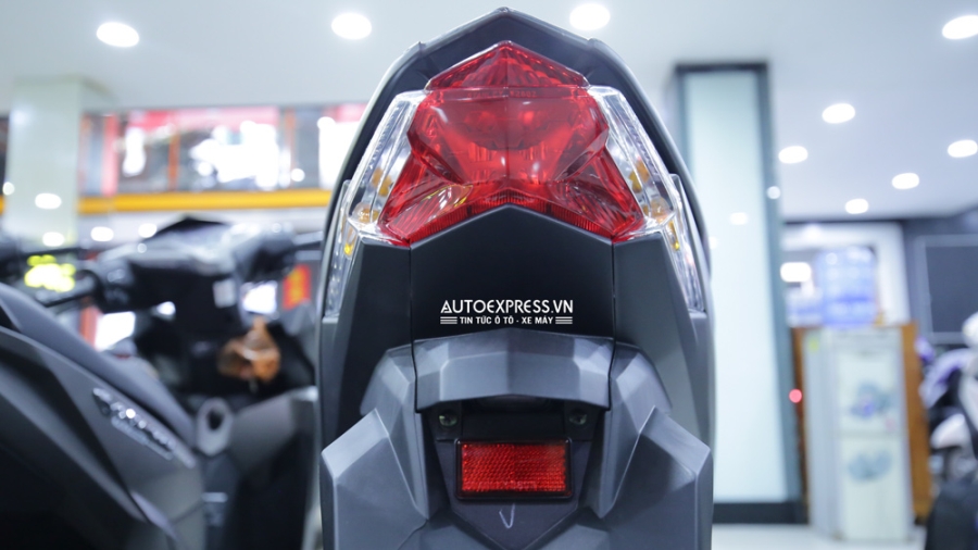 Đèn hậu Honda Vario 150