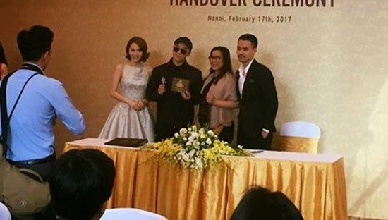 Seungri tham du su kien cung Minh Hang khi vua den Ha Noi hinh anh 3