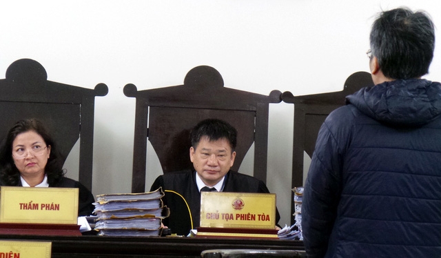 Giang Kim Đạt trả lời HĐXX tại phiên tòa ngày 17/2.