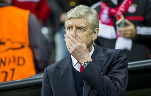 HLV Wenger bỏ ngỏ khả năng rời Arsenal