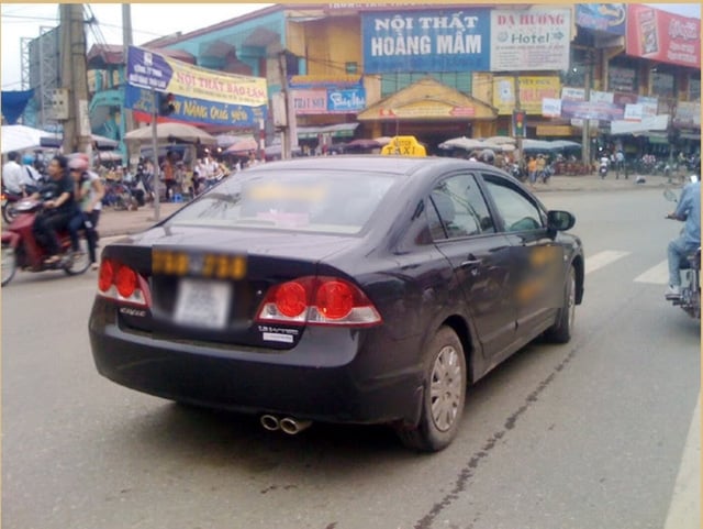  Một lượng không nhỏ xe Civic số sàn cũng được sử dụng làm taxi. Ảnh minh họa 