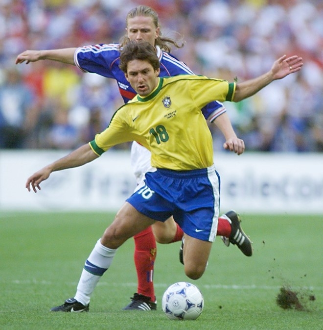 Bi an ve Ronaldo o chung ket France 98 duoc giai ma hinh anh 2