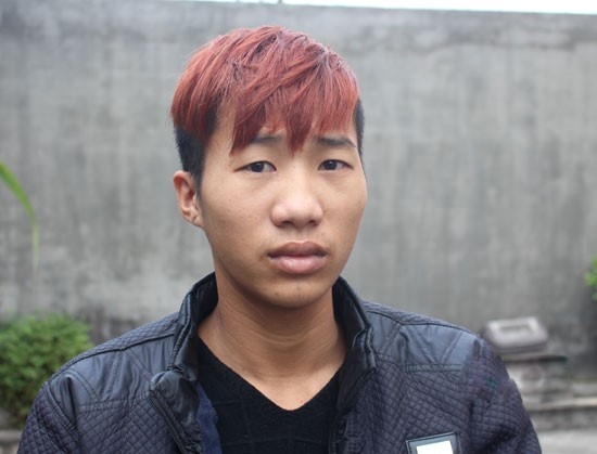 Chay xe lang lach bi nhac nho, 9X rut dao dam nguoi gop y hinh anh 1