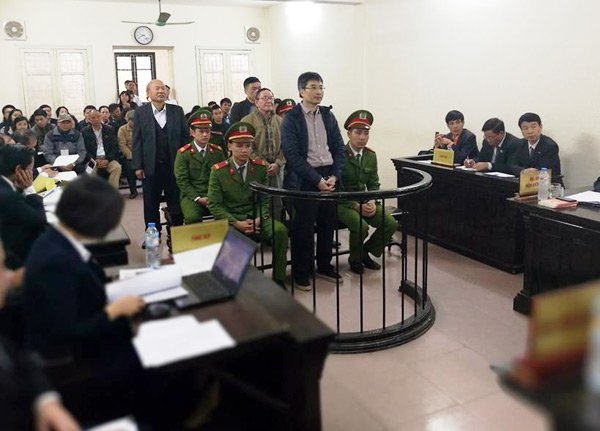 Giang Kim Đạt, tham ô ở Vinashinelines, rửa tiền, Vinashinelines