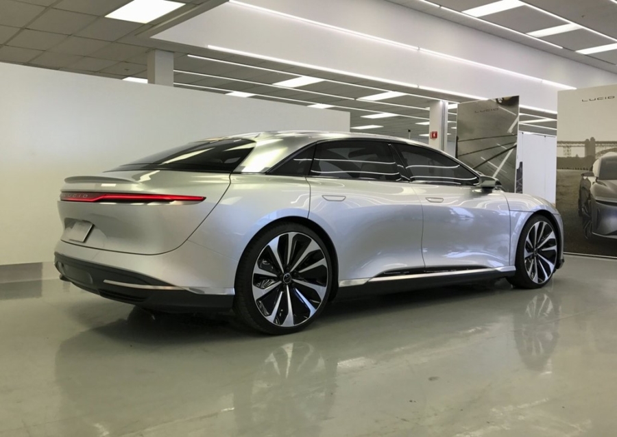Chi tiet doi thu cua Tesla Model S manh 1.000 ma luc hinh anh 4