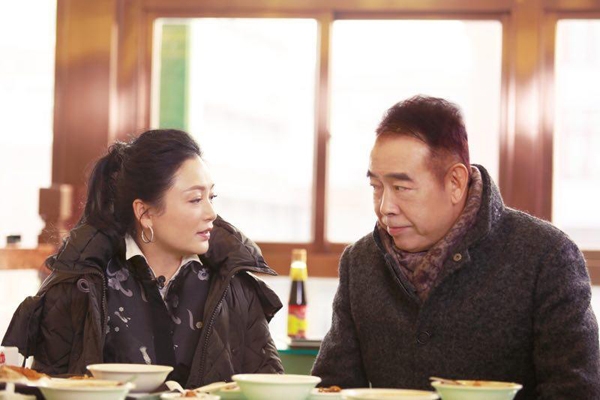 chuyen-tinh-chu-chau-cua-dao-dien-tran-khai-ca-va-dieu-thuyen-xinh-dep-4