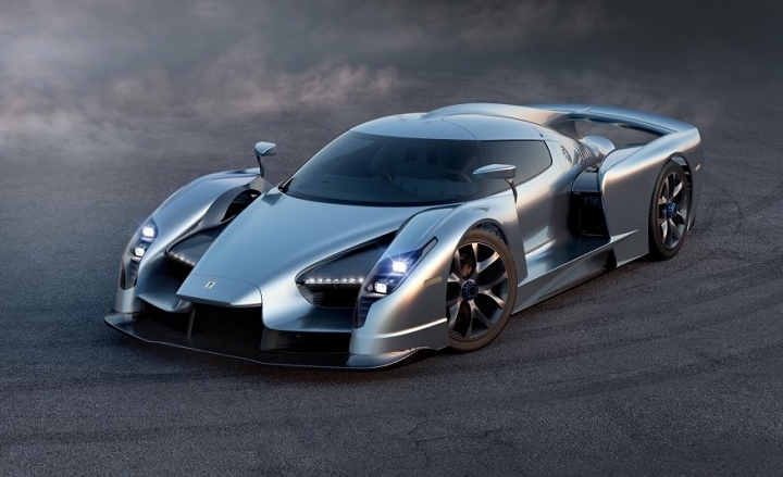 SCG003-race-car-104-876x535