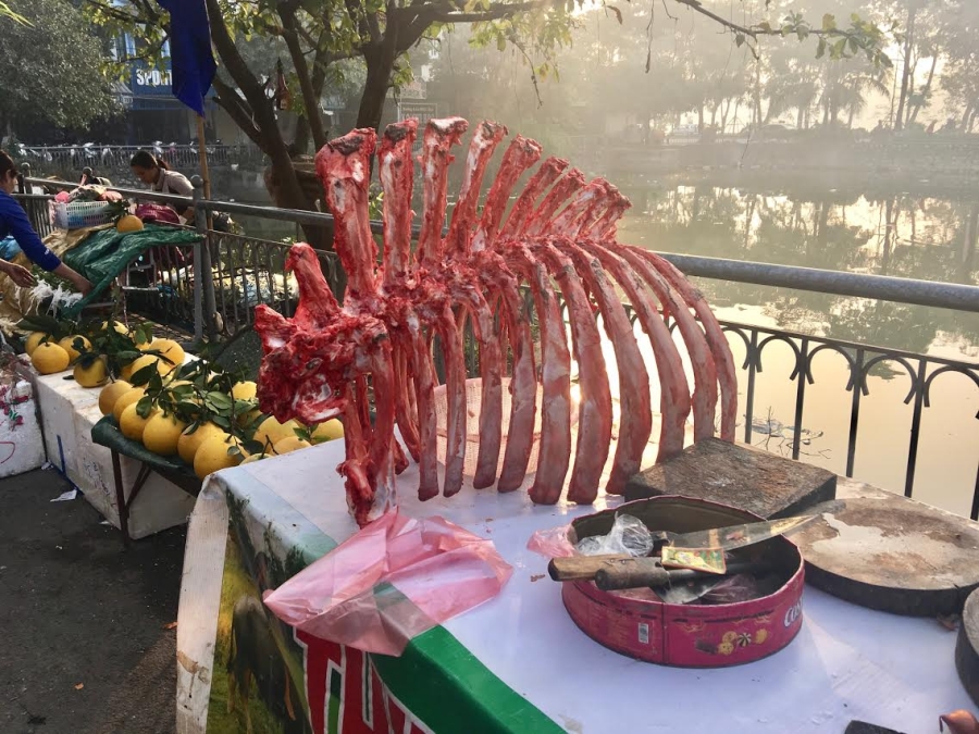 quảng cáo bá đạo, quảng cáo, bán thịt trâu tươi, Hà Nội