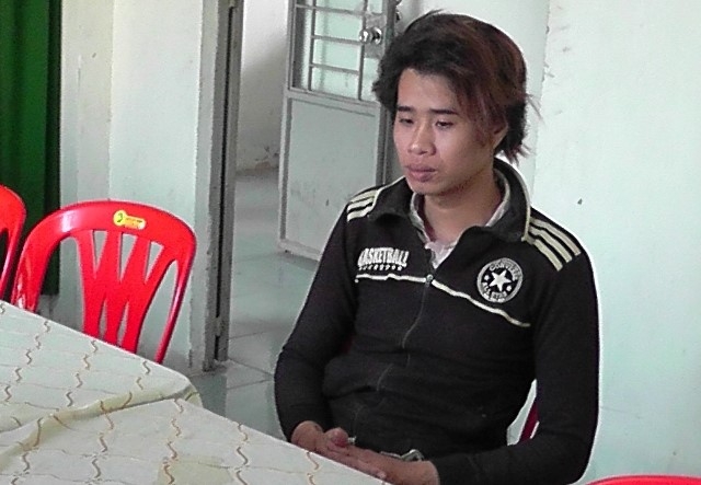 Ten trom cho thu theo ot bot hong chong tra canh sat hinh anh 1