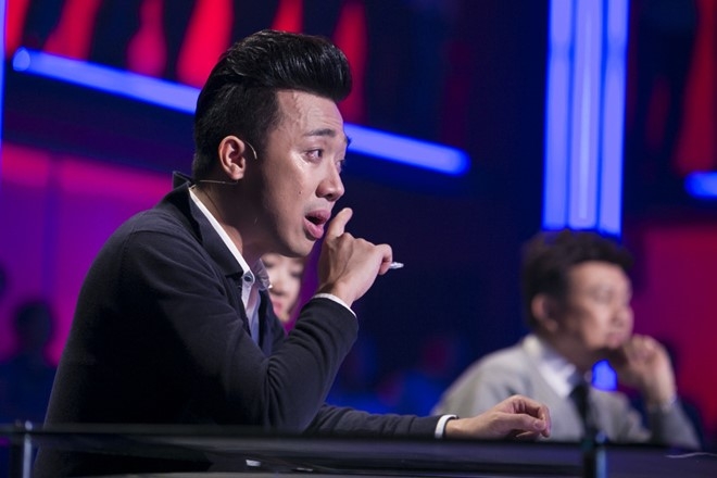 Tran Thanh ngoi ghe nong vi so thich cua ba xa Hari Won hinh anh 1